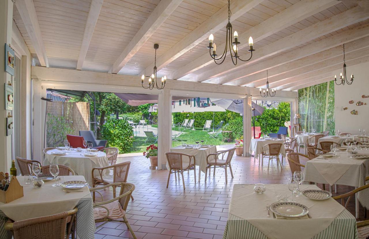 Hotel Sette Archi Bocca di Magra Екстериор снимка