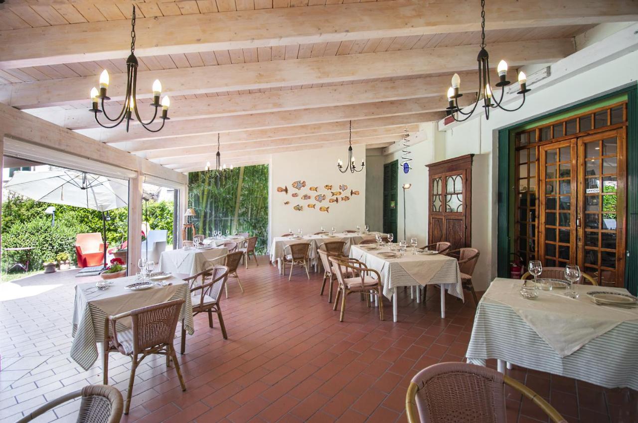 Hotel Sette Archi Bocca di Magra Екстериор снимка