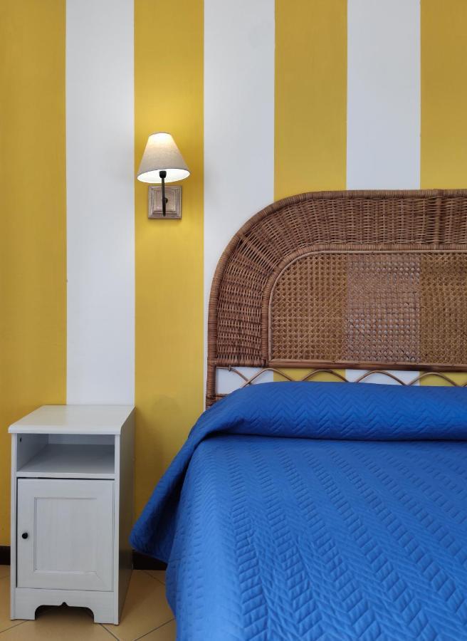 Hotel Sette Archi Bocca di Magra Екстериор снимка