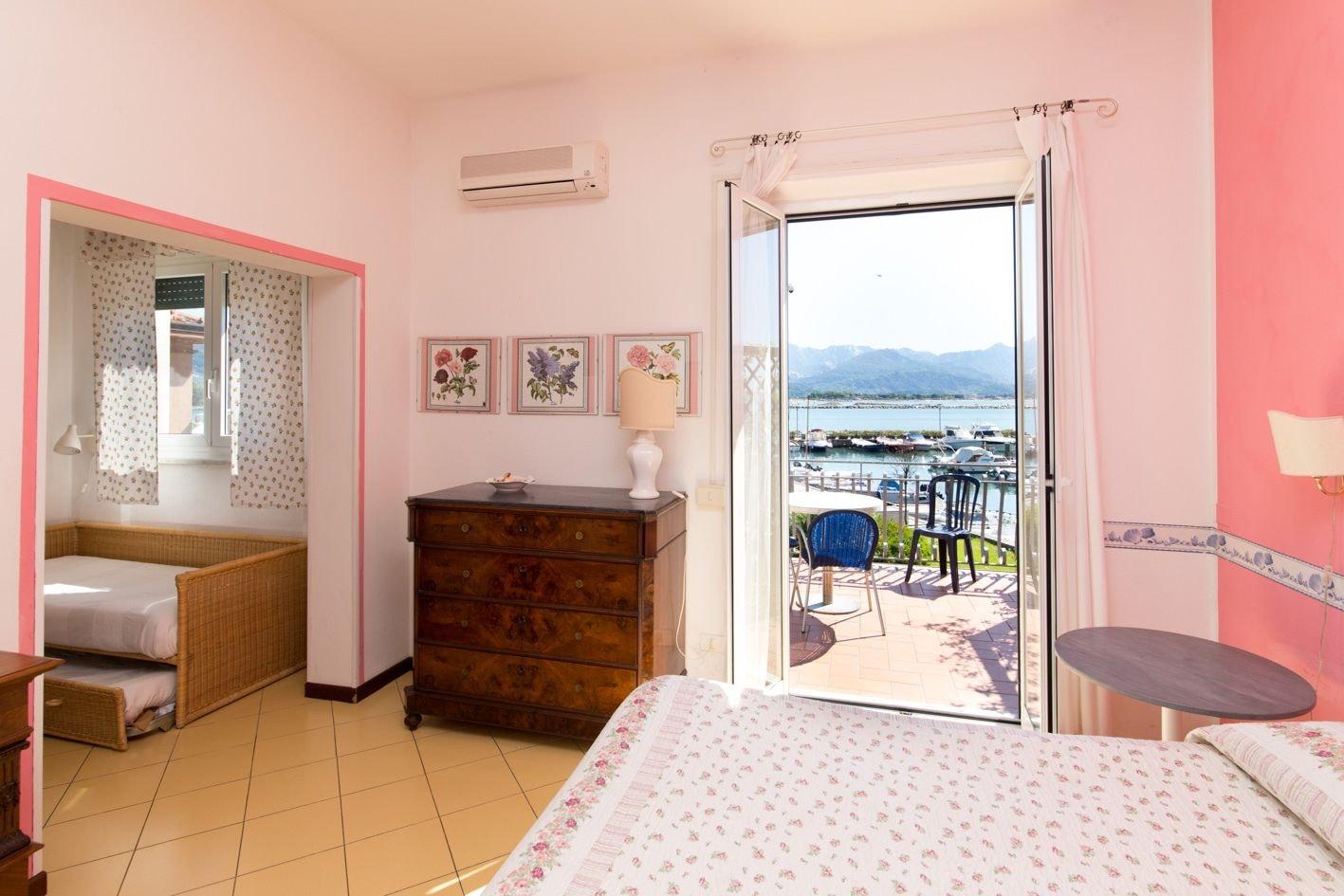Hotel Sette Archi Bocca di Magra Екстериор снимка